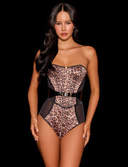 Shania Brief