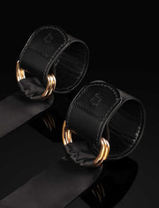 Signature Series Deluxe Black Satin Bondage Kit